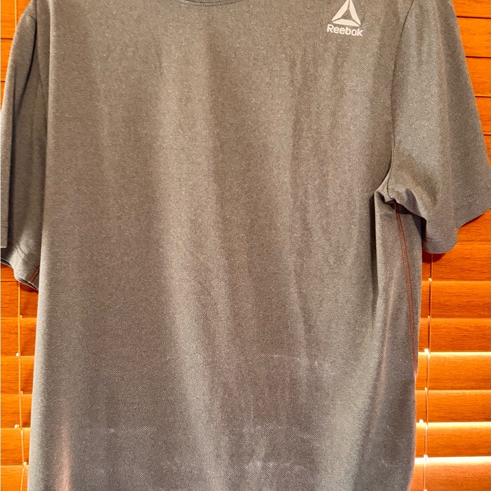 Reebok Gray Short Sleeve Tee Classic Crew Neck